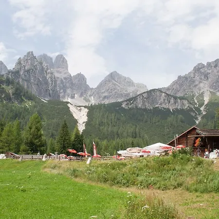 Am Ferienbauernhof Schmiedbauer Com Salzkammergut Apartment Faistenau