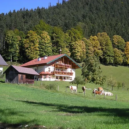 Am Ferienbauernhof Schmiedbauer Com Salzkammergut Apartment Faistenau