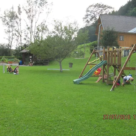 Apartment Am Ferienbauernhof Schmiedbauer Com Salzkammergut *