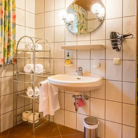 Apartment Am Ferienbauernhof Schmiedbauer Com Salzkammergut *