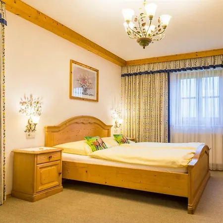 Am Ferienbauernhof Schmiedbauer Com Salzkammergut Apartment Faistenau